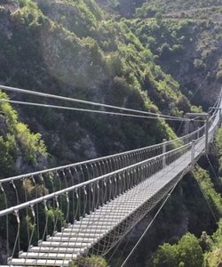 The world’s longest Tibetan bridge