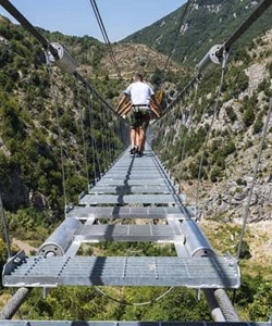 The world’s longest Tibetan bridge